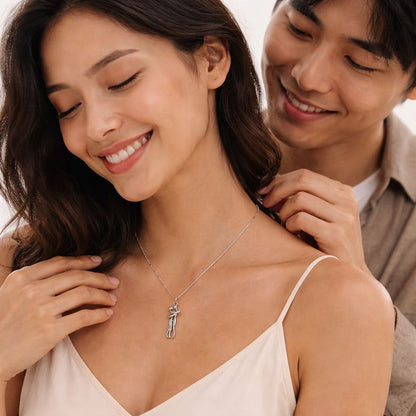 Braxli™ Hugging Necklace